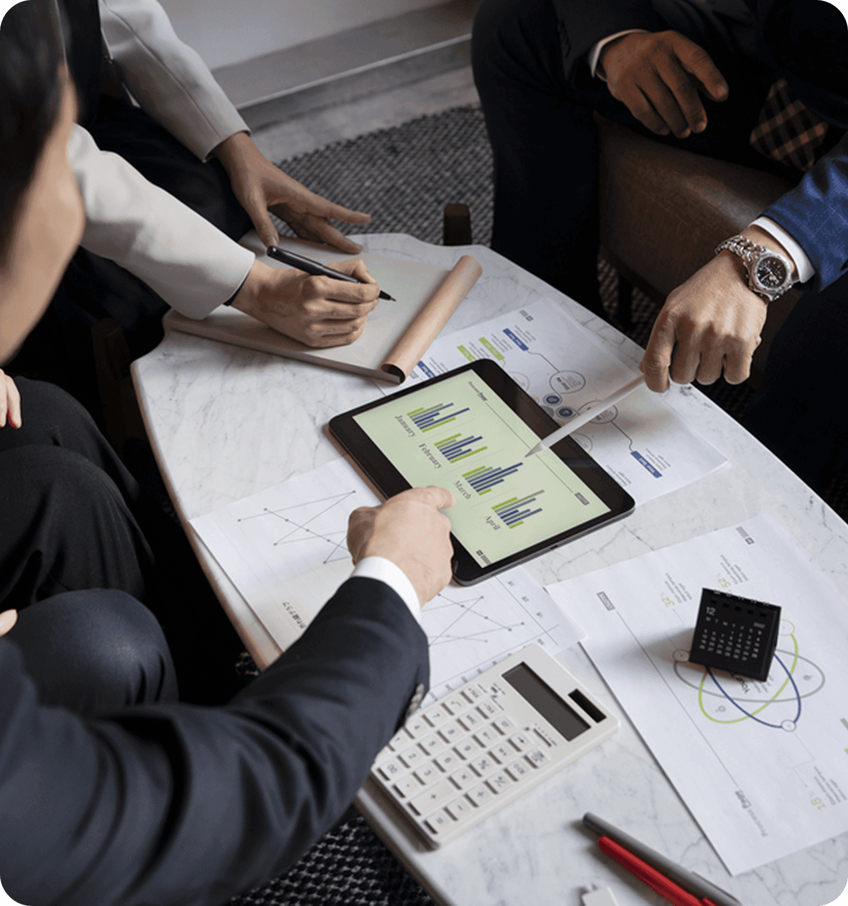 fintech_engagement-project-models_cards-03-image