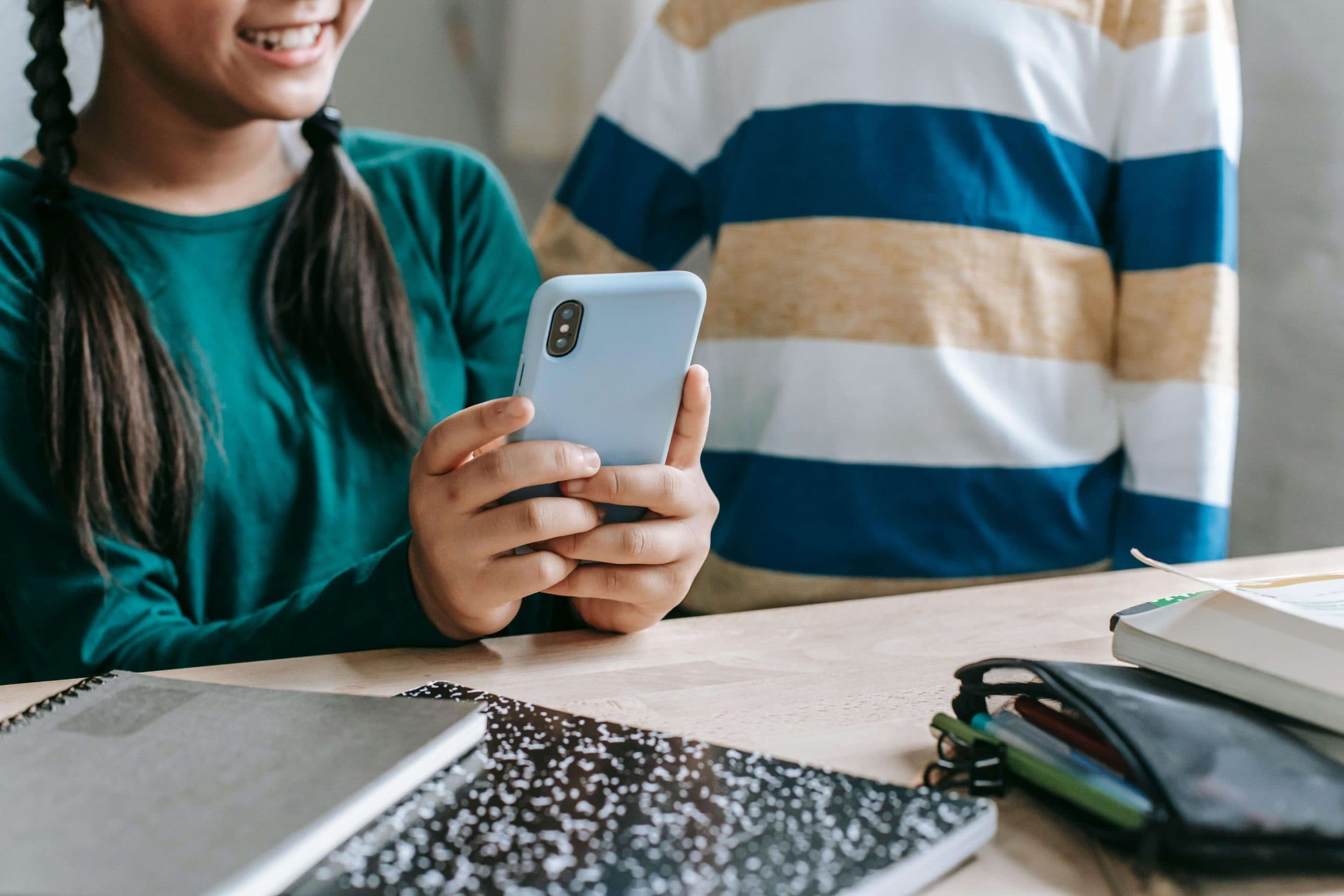 How Gujarat Entrepreneurs Leverage Social Media Apps for Business Growth (migrated from WordPress)